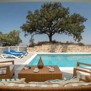 Villa Doña Juana, El Gastor